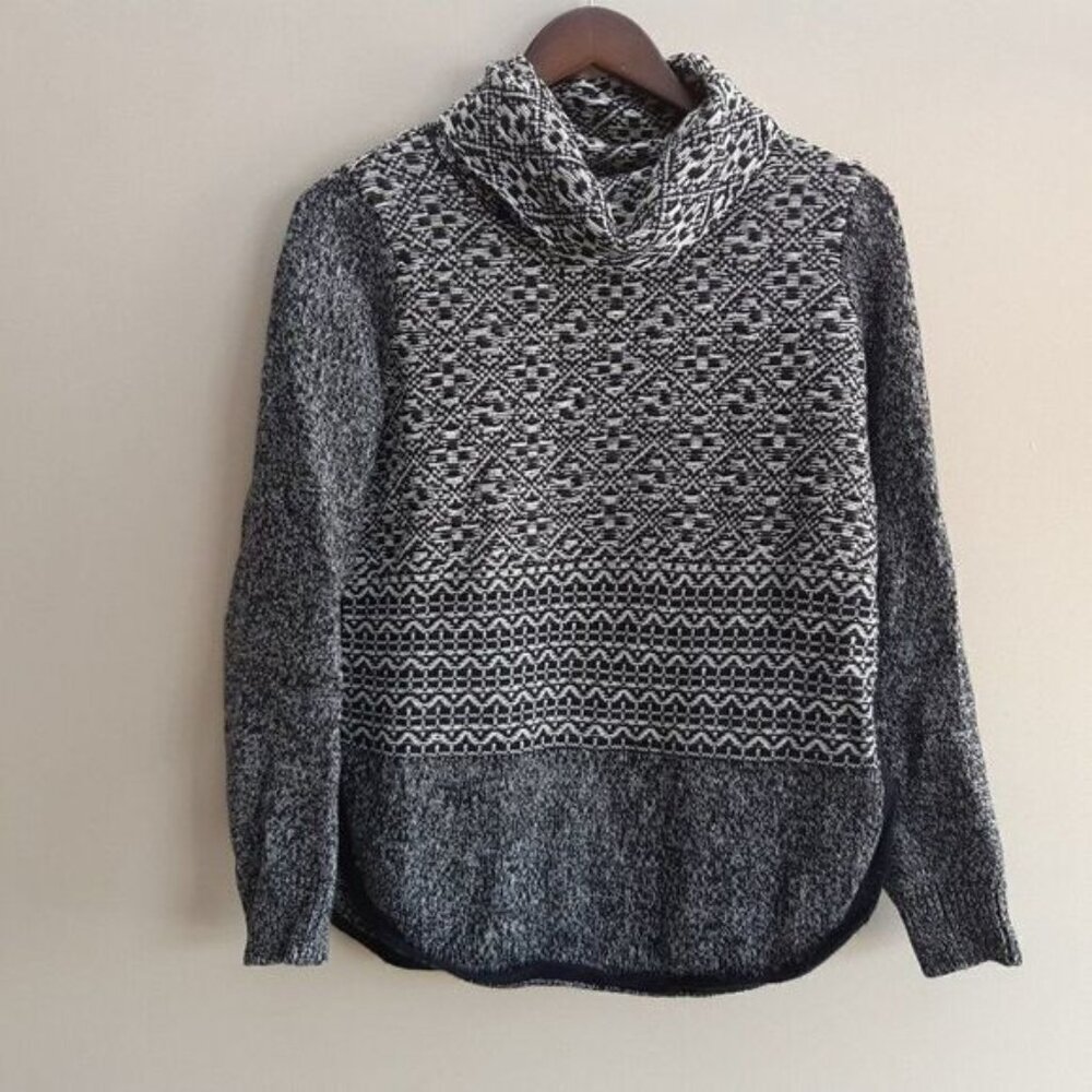 Lucky Brand black & white printed turtleneck sweater